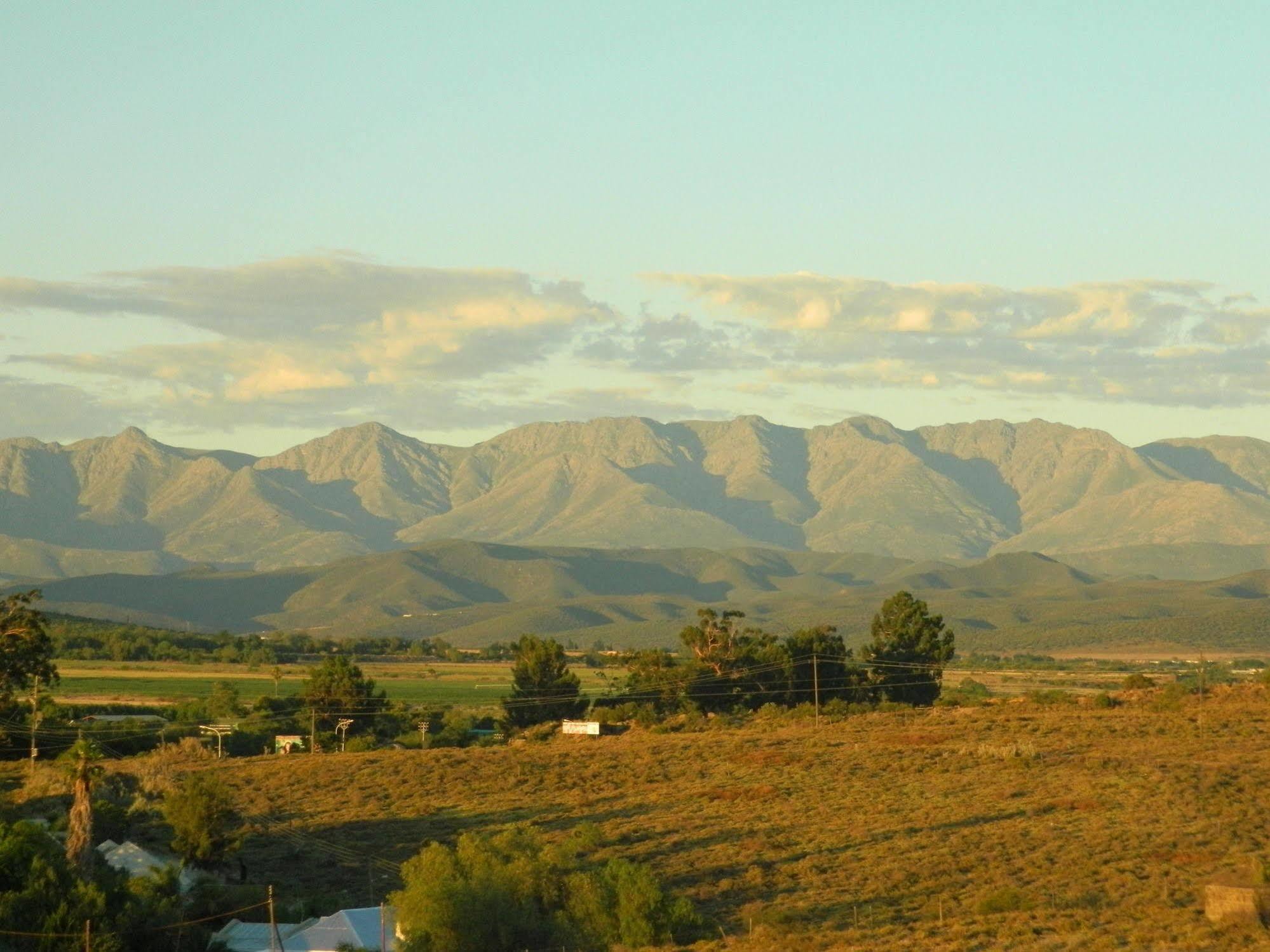 Mount Noah Lodge Oudtshoorn Dış mekan fotoğraf